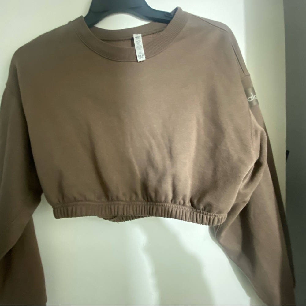 ALO Yoga devotion Chocolate Brown Cropped Sweatshirt